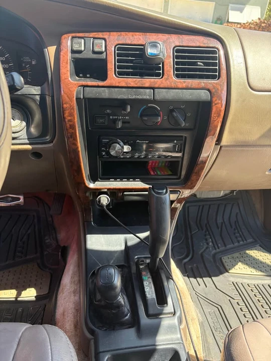 1998 Toyota 4Runner 3rd Gen - Image 9 of 20