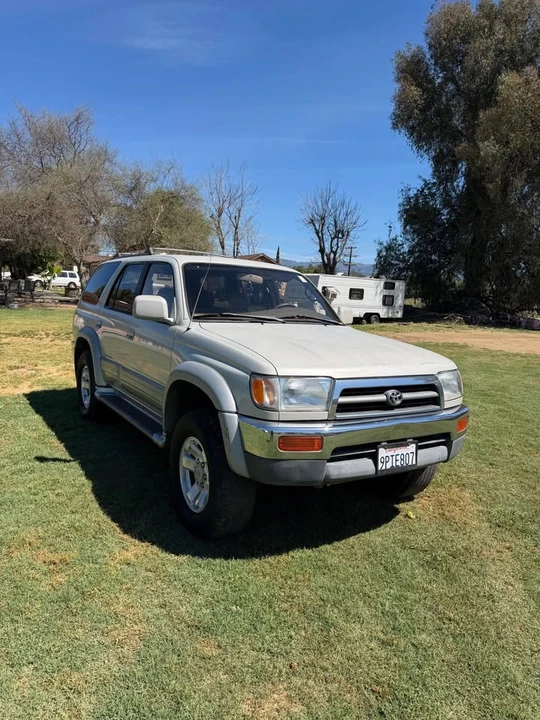 1998 Toyota 4Runner 3rd Gen - Image 2 of 9