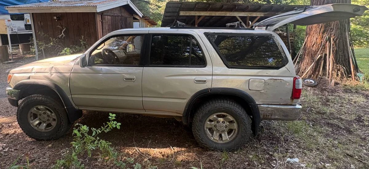 1998 Toyota 4Runner 3rd Gen - Image 2 of 8