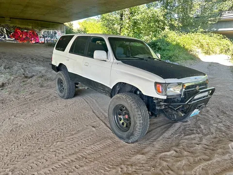 1998 Toyota 4Runner SR5