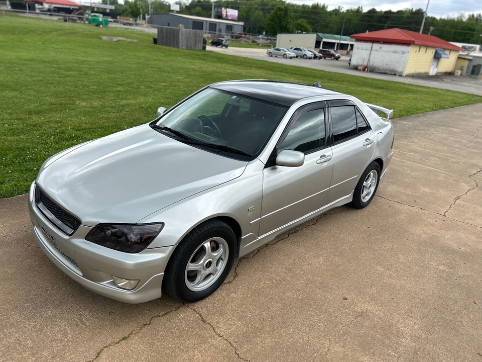 1998 Toyota - Image 9 of 31