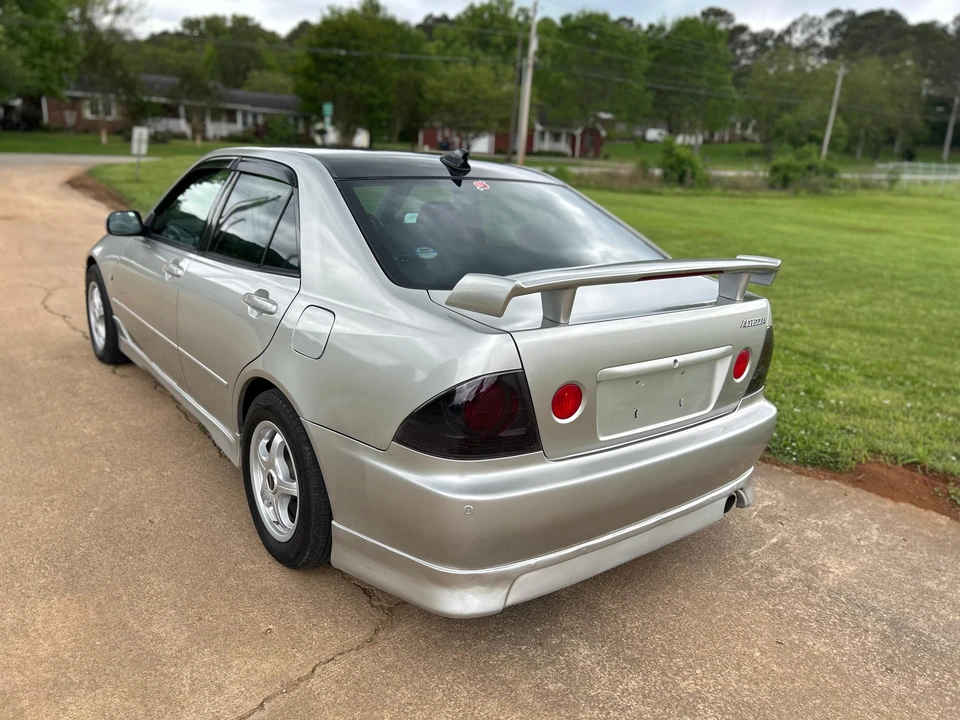1998 Toyota - Image 16 of 31