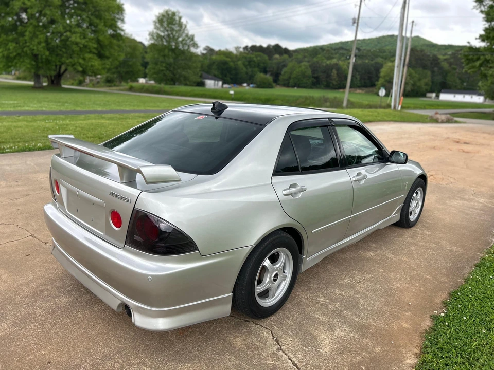 1998 Toyota - Image 23 of 31