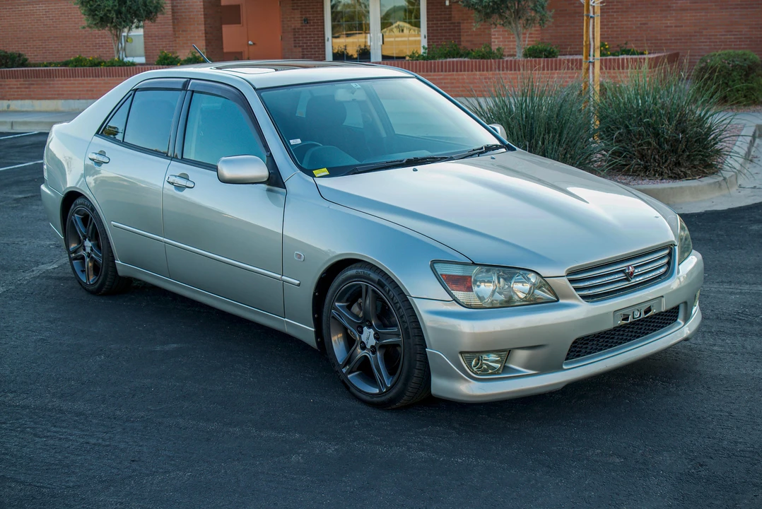 1998 Toyota - Image 22 of 31