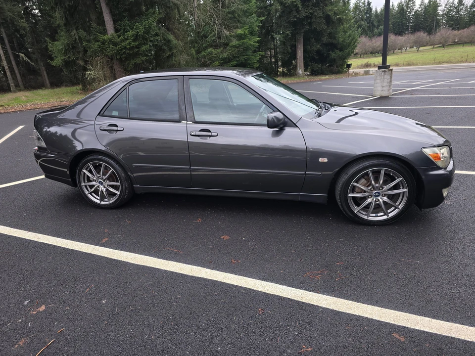 1998 Toyota - Image 16 of 31