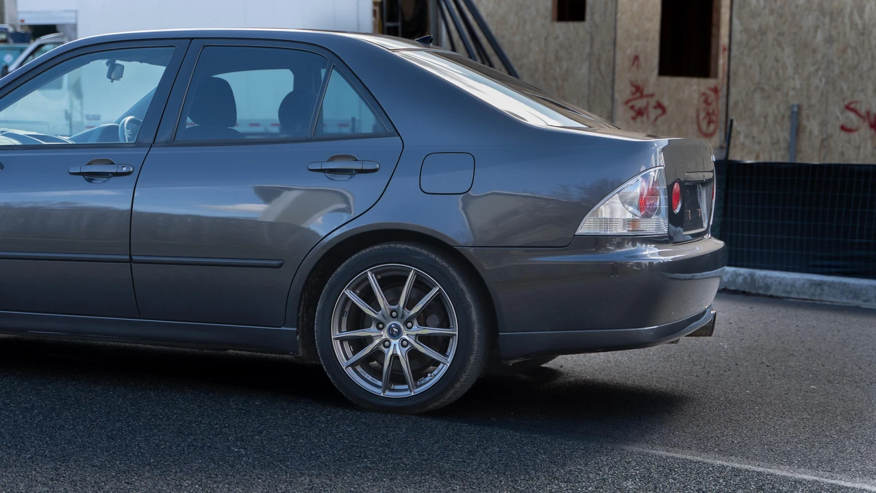 1998 Toyota - Image 29 of 31