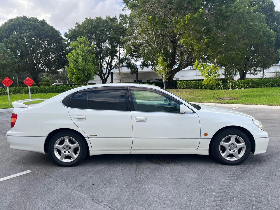 1998 Toyota Crown 10th Gen - Image 25 of 31