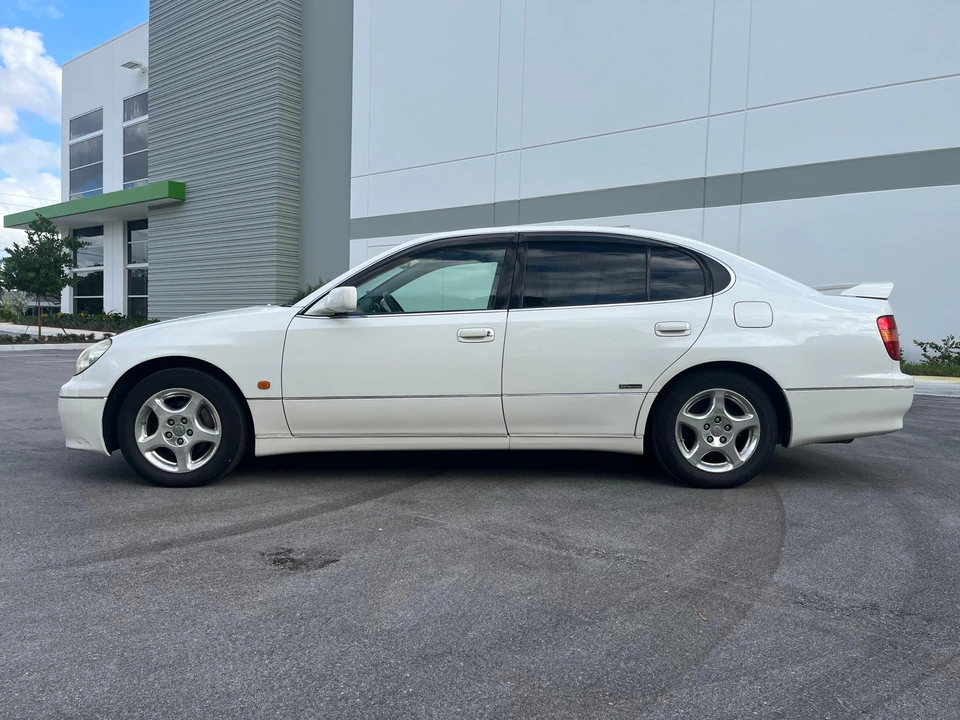 1998 Toyota Crown 10th Gen - Image 12 of 31