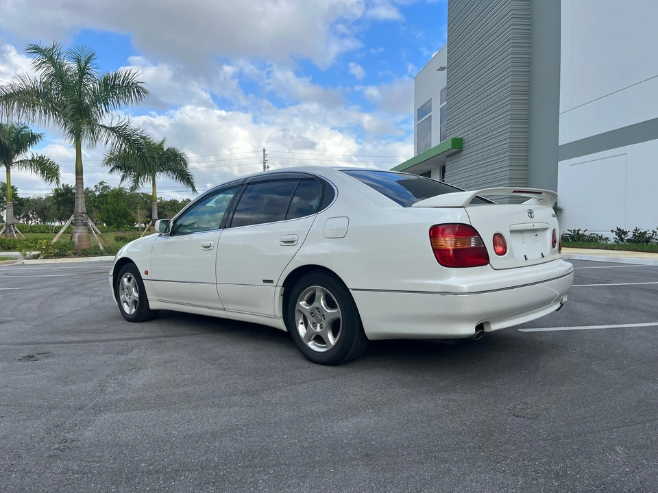 1998 Toyota Crown 10th Gen - Image 14 of 31