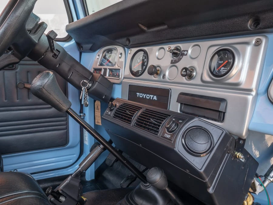1998 Toyota Bandeirante - Image 11 of 14