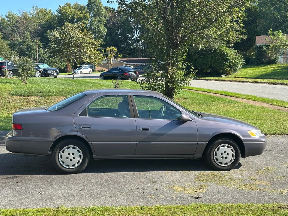 1998 Toyota Camry 4th Gen - Image 19 of 31