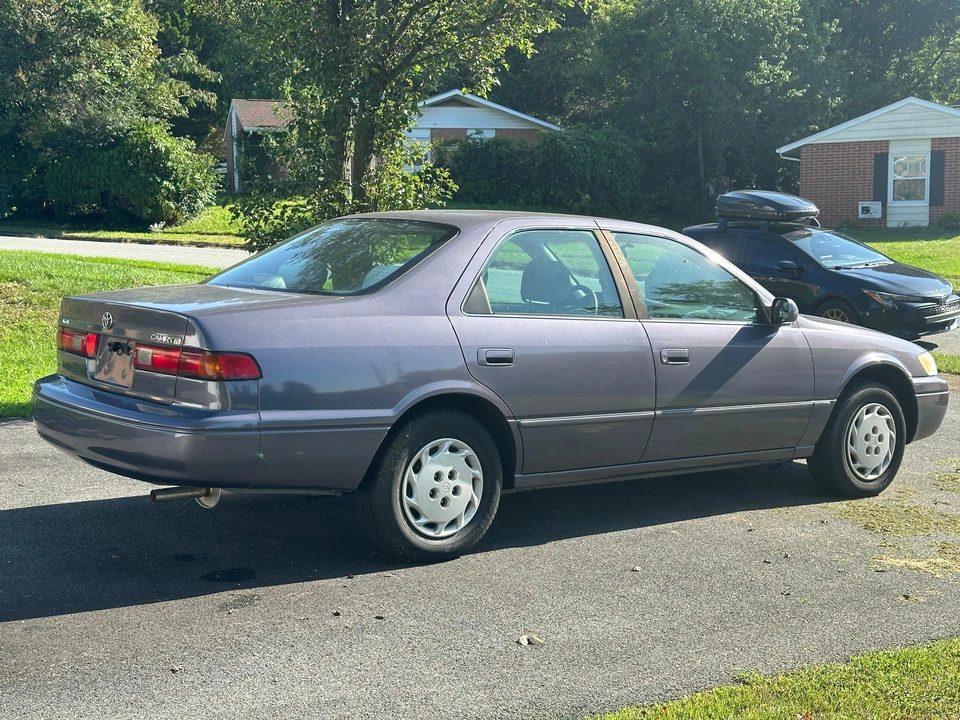 1998 Toyota Camry 4th Gen - Image 17 of 31