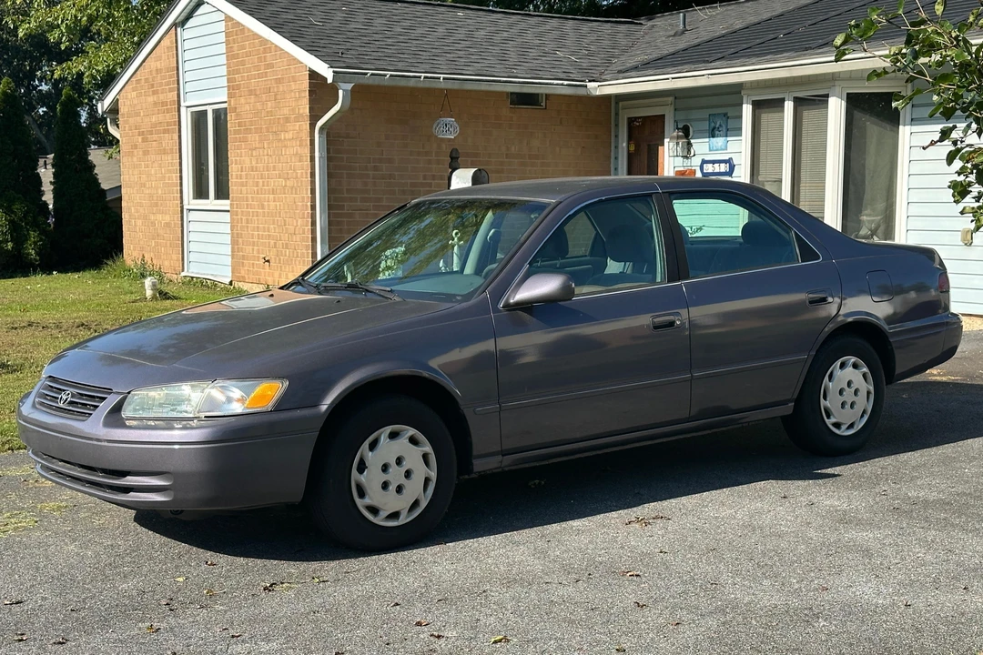 1998 Toyota Camry 4th Gen - Image 10 of 31