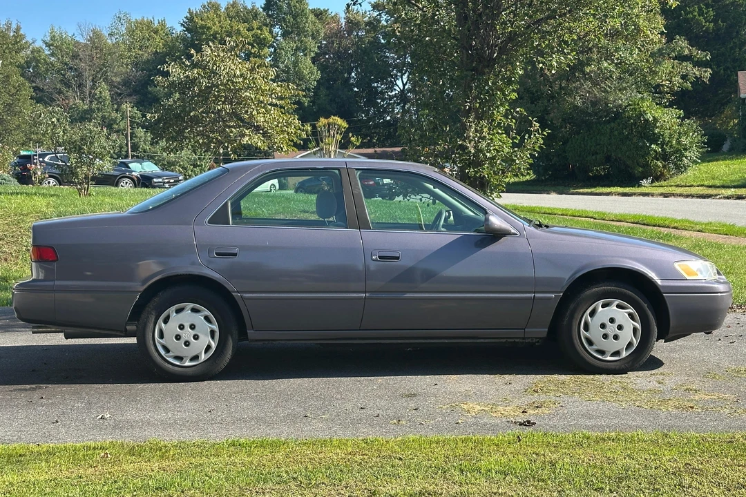1998 Toyota Camry 4th Gen - Image 3 of 31