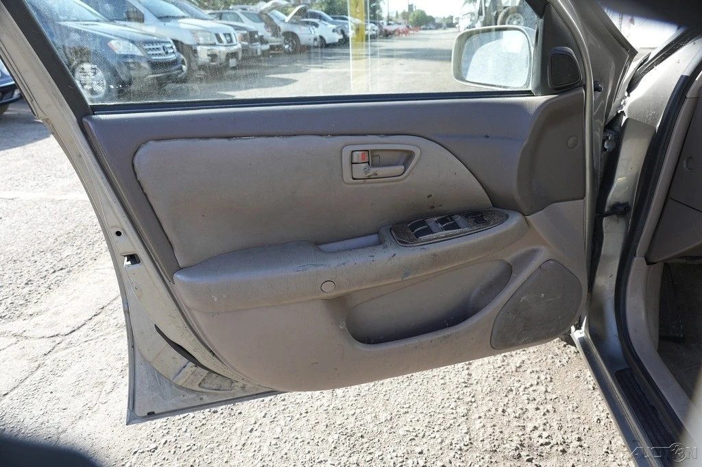 1998 Toyota Camry 4th Gen - Image 14 of 21