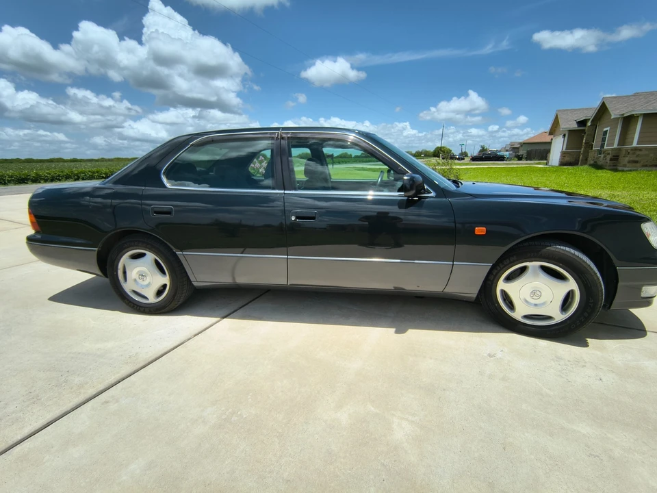 1998 Toyota Celsior 2nd Gen - Image 2 of 21