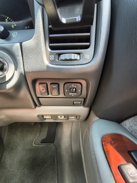 1998 Toyota Celsior 2nd Gen - Image 18 of 21