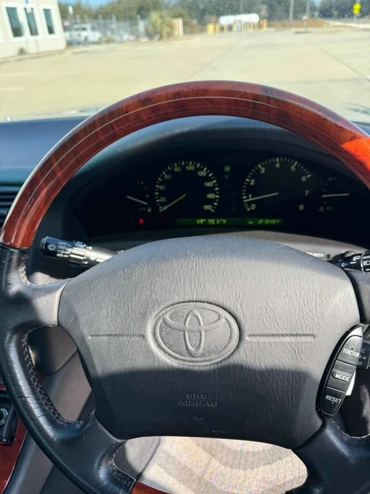 1998 Toyota Celsior 2nd Gen - Image 12 of 20