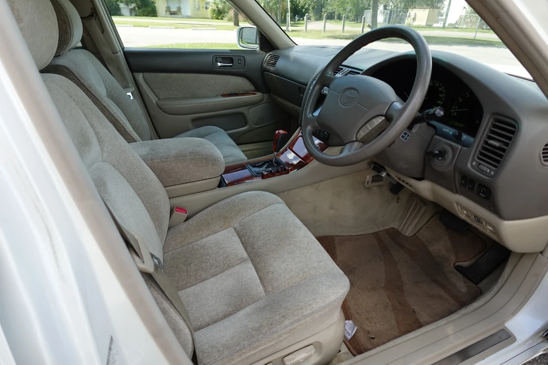 1998 Toyota Celsior 2nd Gen - Image 14 of 19
