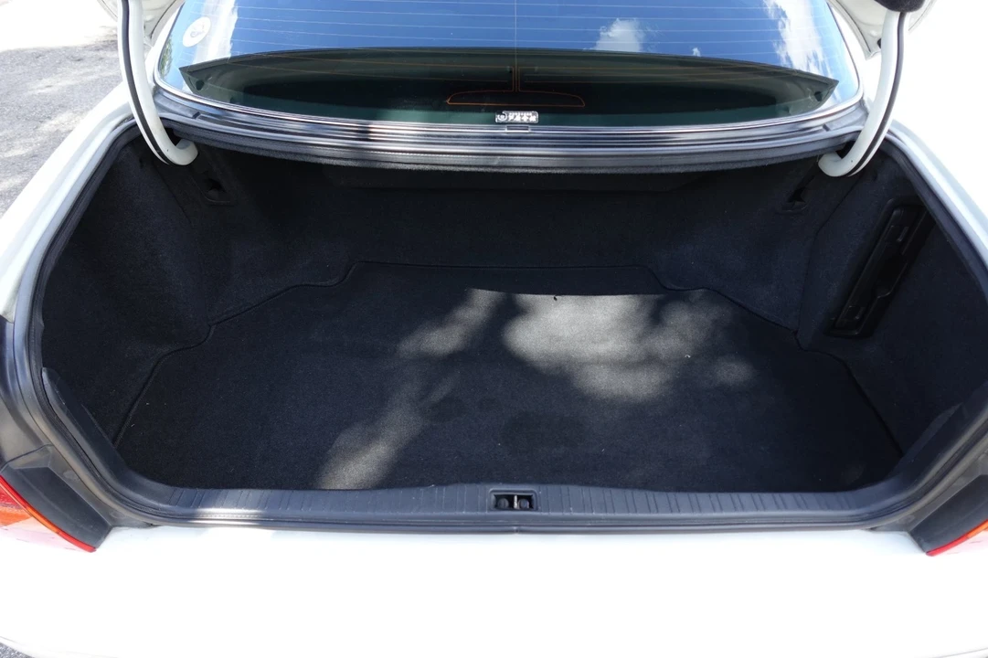 1998 Toyota Celsior 2nd Gen - Image 18 of 19
