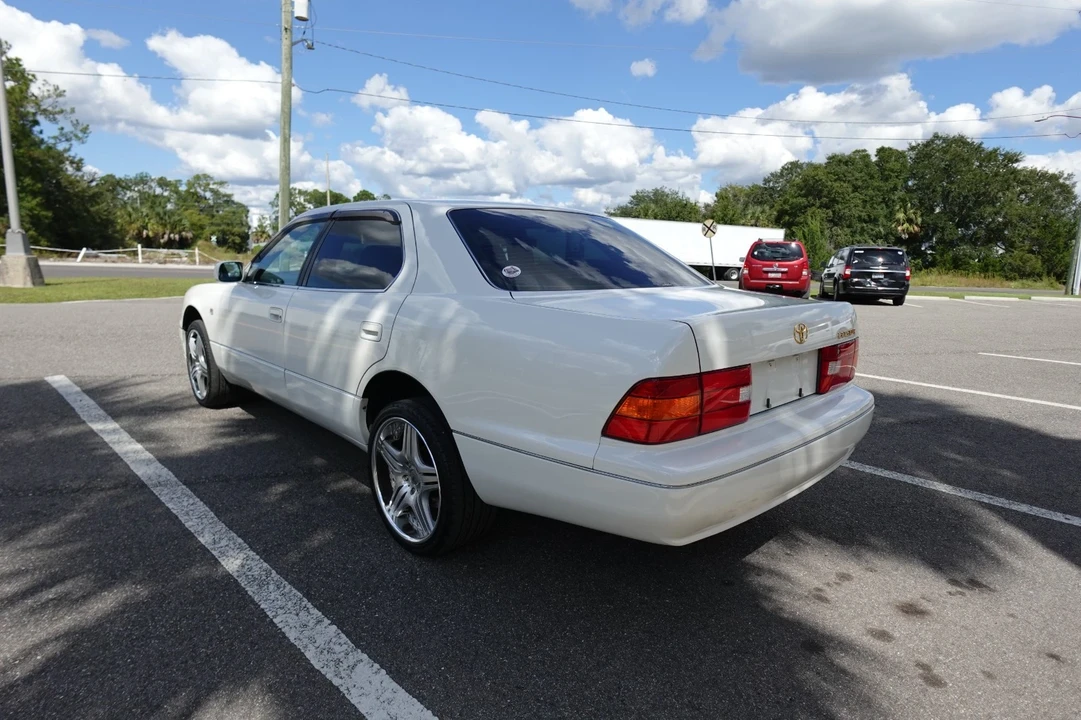 1998 Toyota Celsior 2nd Gen - Image 10 of 19