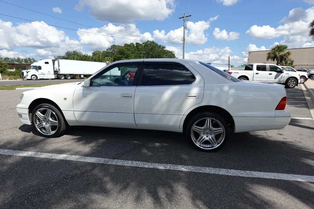 1998 Toyota Celsior 2nd Gen - Image 12 of 19