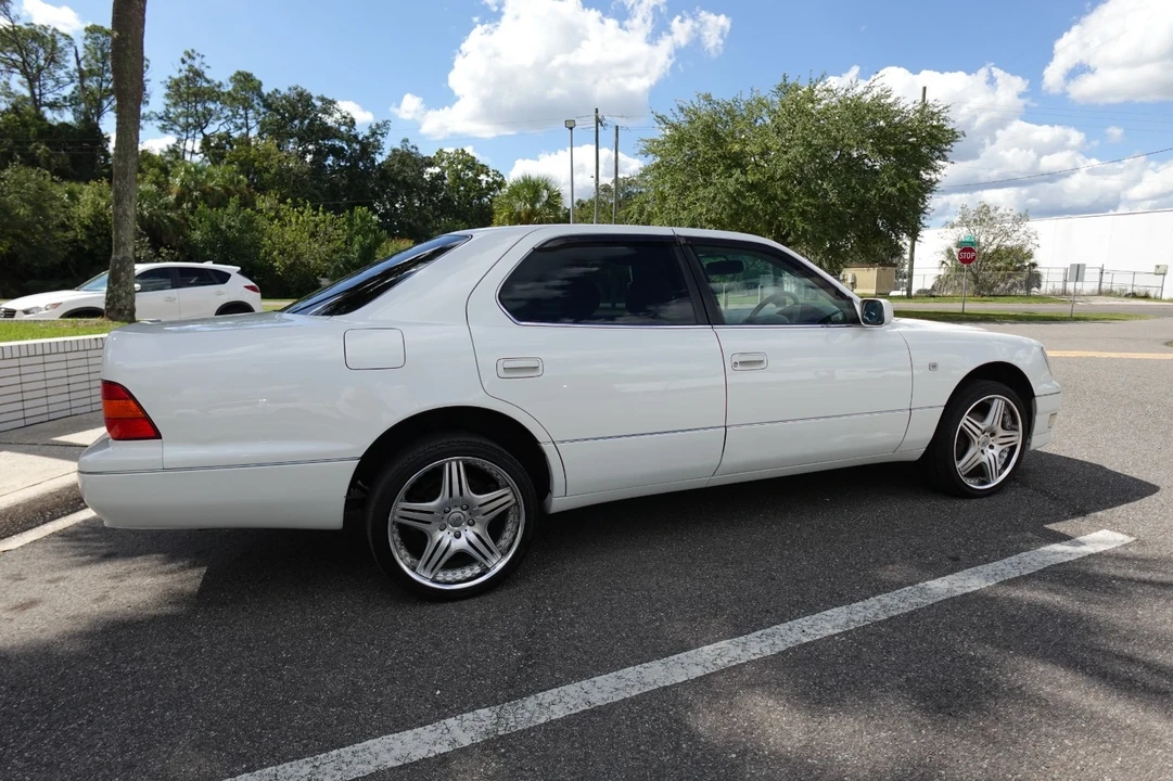 1998 Toyota Celsior 2nd Gen - Image 7 of 19