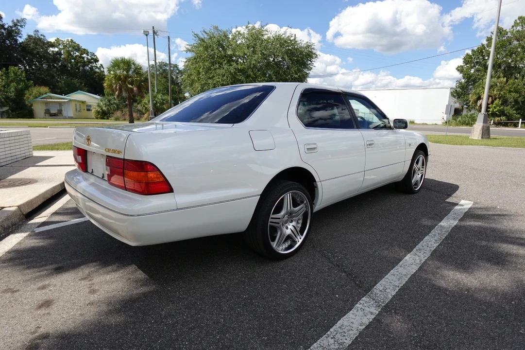 1998 Toyota Celsior 2nd Gen - Image 8 of 19