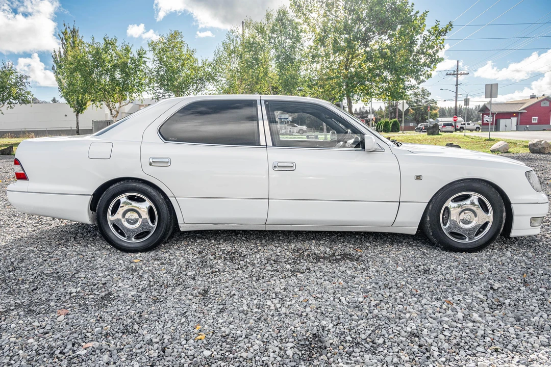 1998 Toyota Celsior 2nd Gen - Image 3 of 31