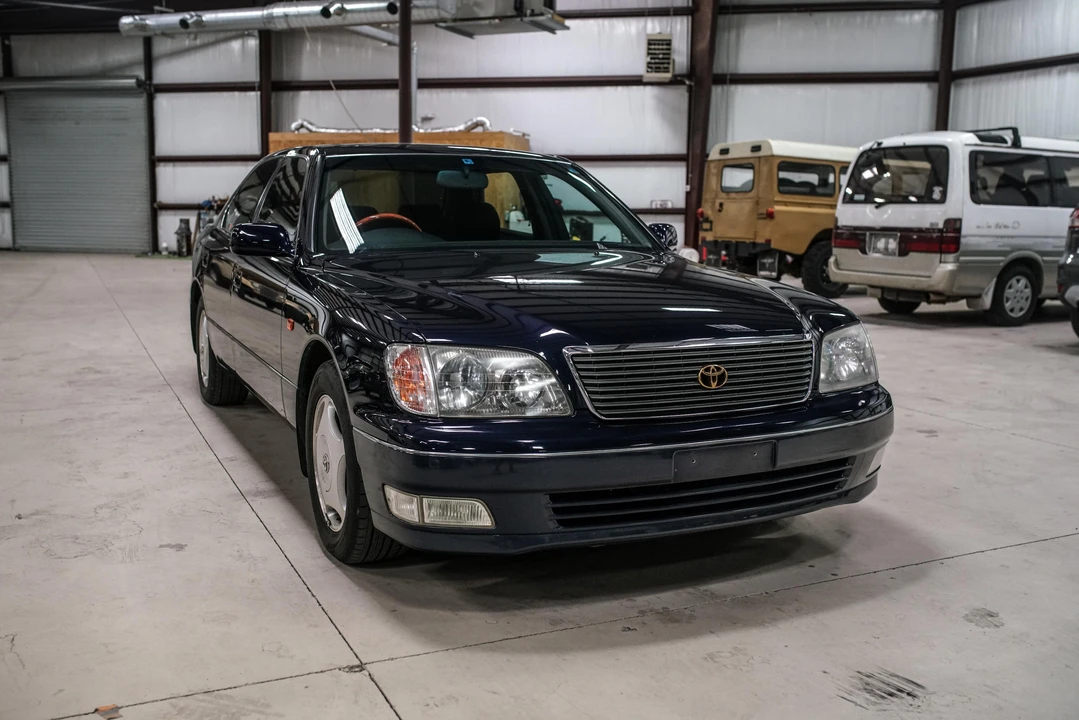 1998 Toyota Celsior 2nd Gen - Image 25 of 31