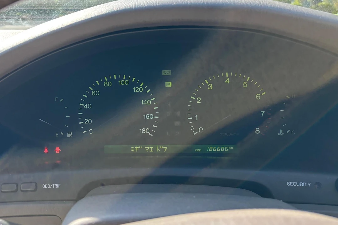 1998 Toyota Celsior 2nd Gen - Image 28 of 31