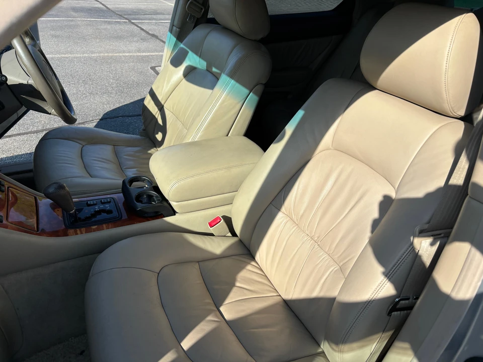 1998 Toyota Celsior 2nd Gen - Image 29 of 31