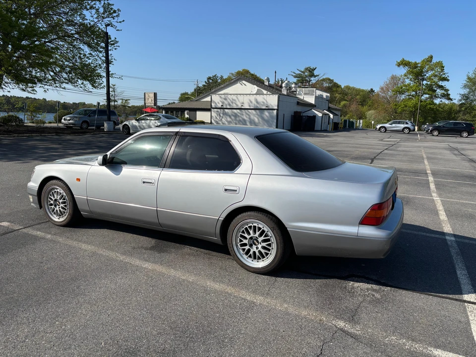 1998 Toyota Celsior 2nd Gen - Image 10 of 31