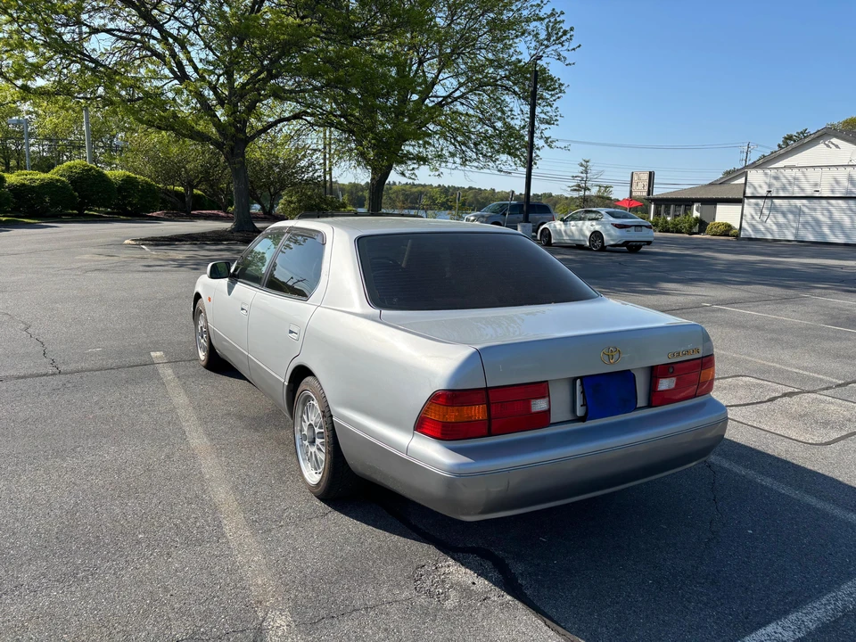 1998 Toyota Celsior 2nd Gen - Image 11 of 31