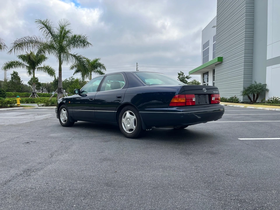 1998 Toyota Celsior 2nd Gen - Image 14 of 31