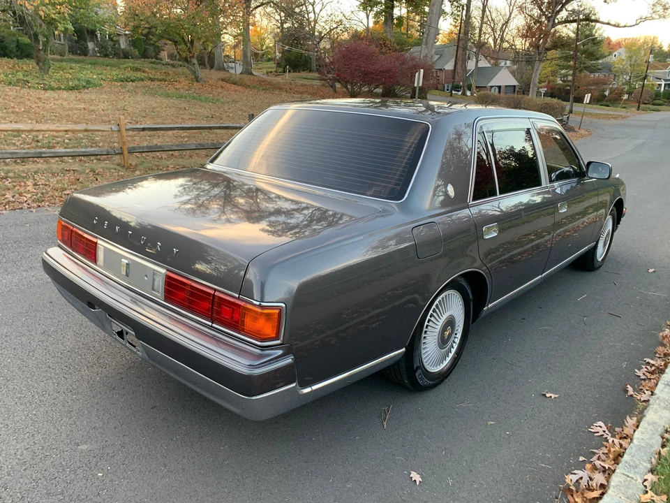 1998 Toyota Century 2nd Gen - Image 13 of 31