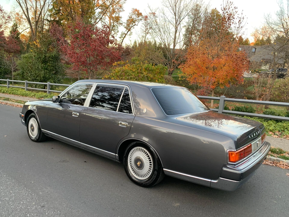 1998 Toyota Century 2nd Gen - Image 11 of 31