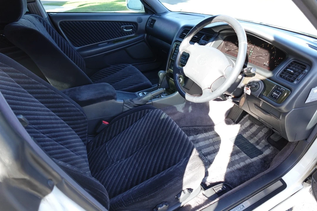 1998 Toyota Chaser 6th Gen - Image 14 of 18