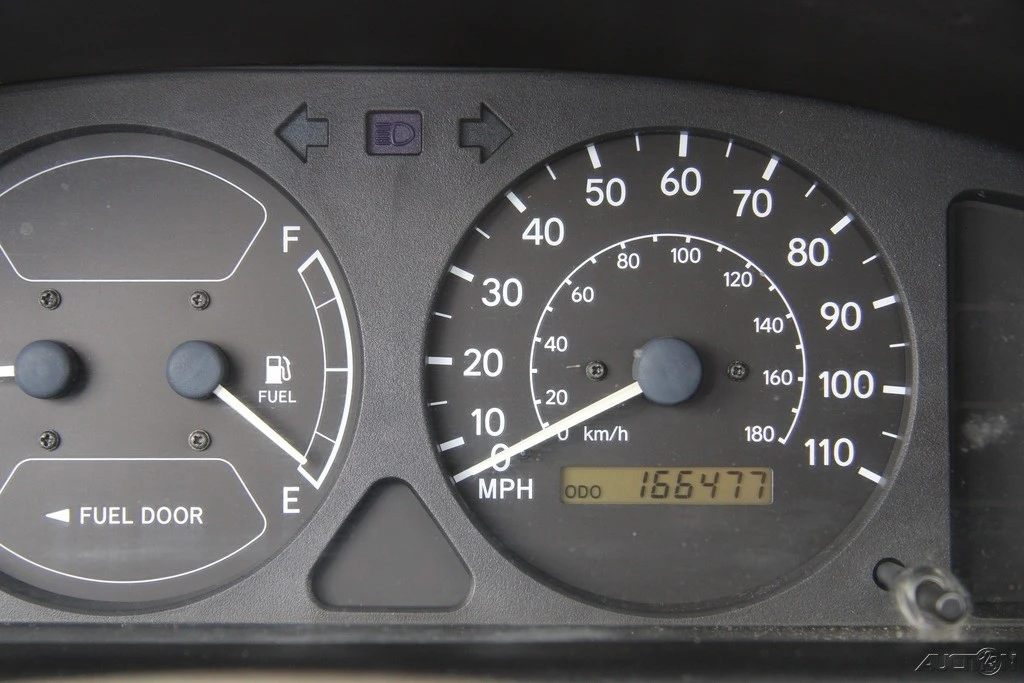 1998 Toyota Corolla 8th Gen - Image 15 of 21