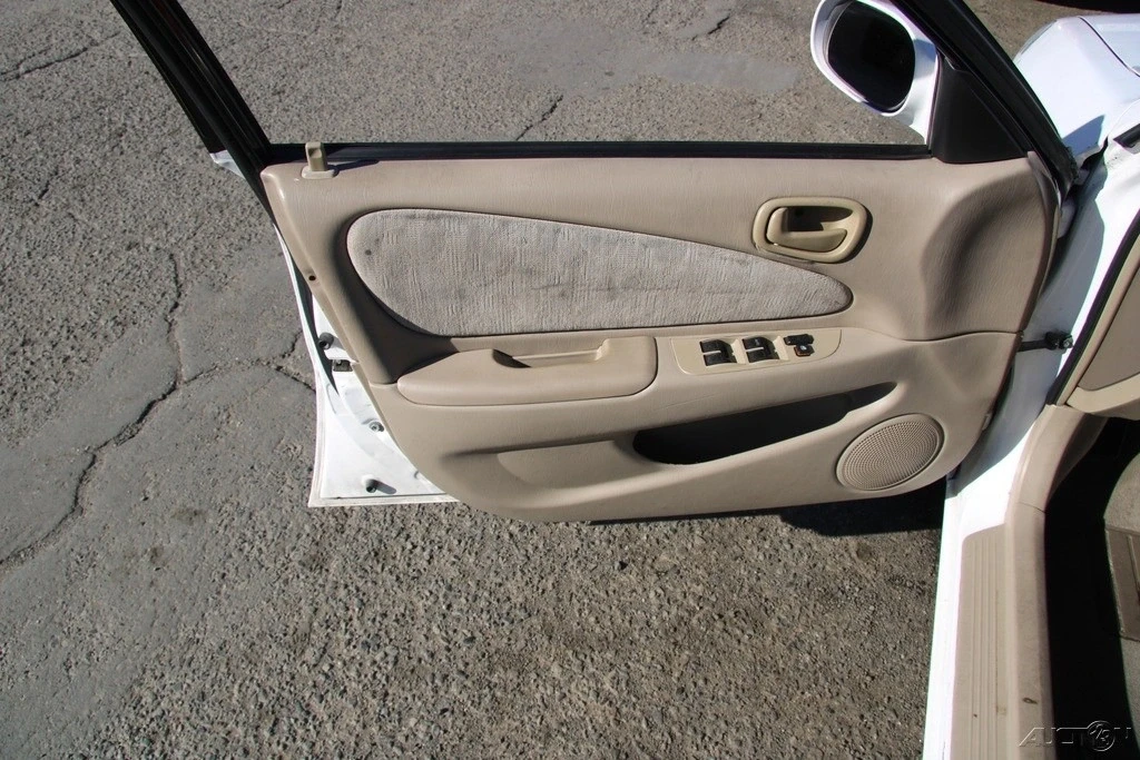 1998 Toyota Corolla 8th Gen - Image 11 of 21