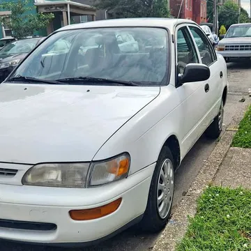 1998 Toyota Corolla CE Sedan