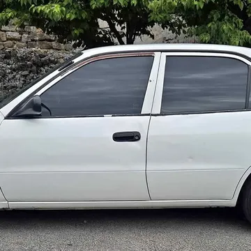 1998 Toyota Corolla CE Sedan 4D