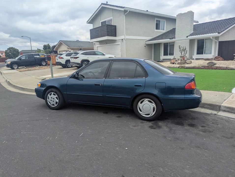 1998 Toyota Corolla 8th Gen - Image 5 of 15