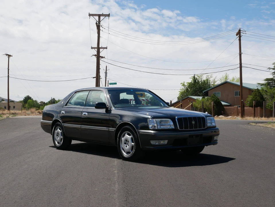 1998 Toyota Crown 10th Gen - Image 2 of 31