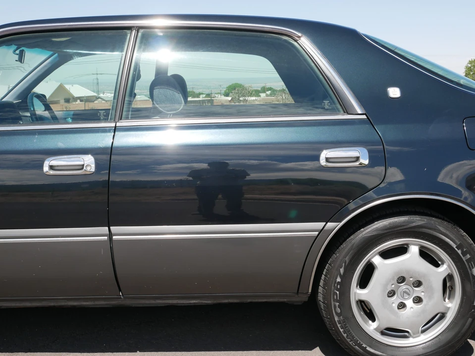 1998 Toyota Crown 10th Gen - Image 14 of 31