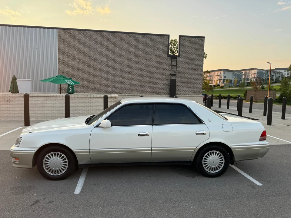 1998 Toyota Crown 10th Gen - Image 6 of 31