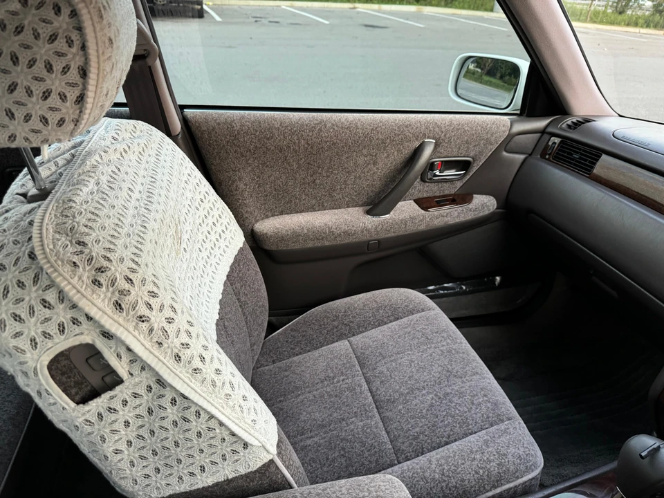 1998 Toyota Crown 10th Gen - Image 26 of 31