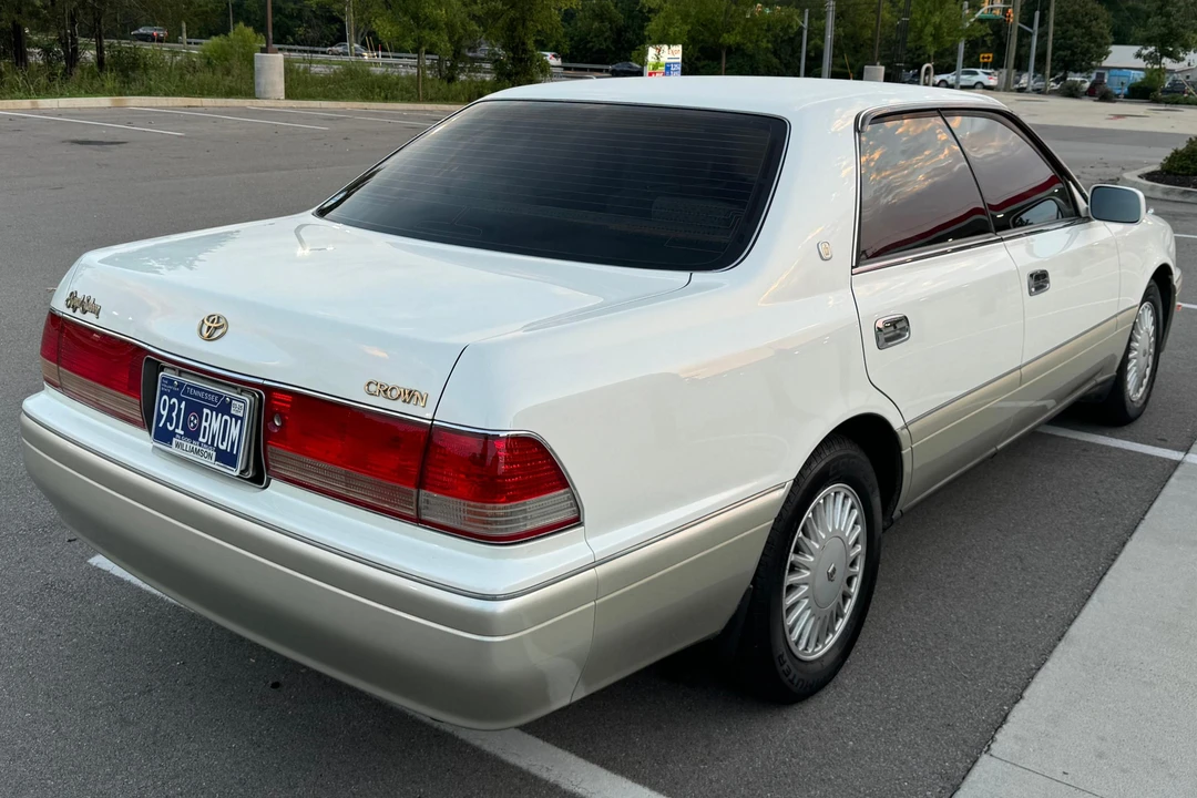 1998 Toyota Crown 10th Gen - Image 4 of 31