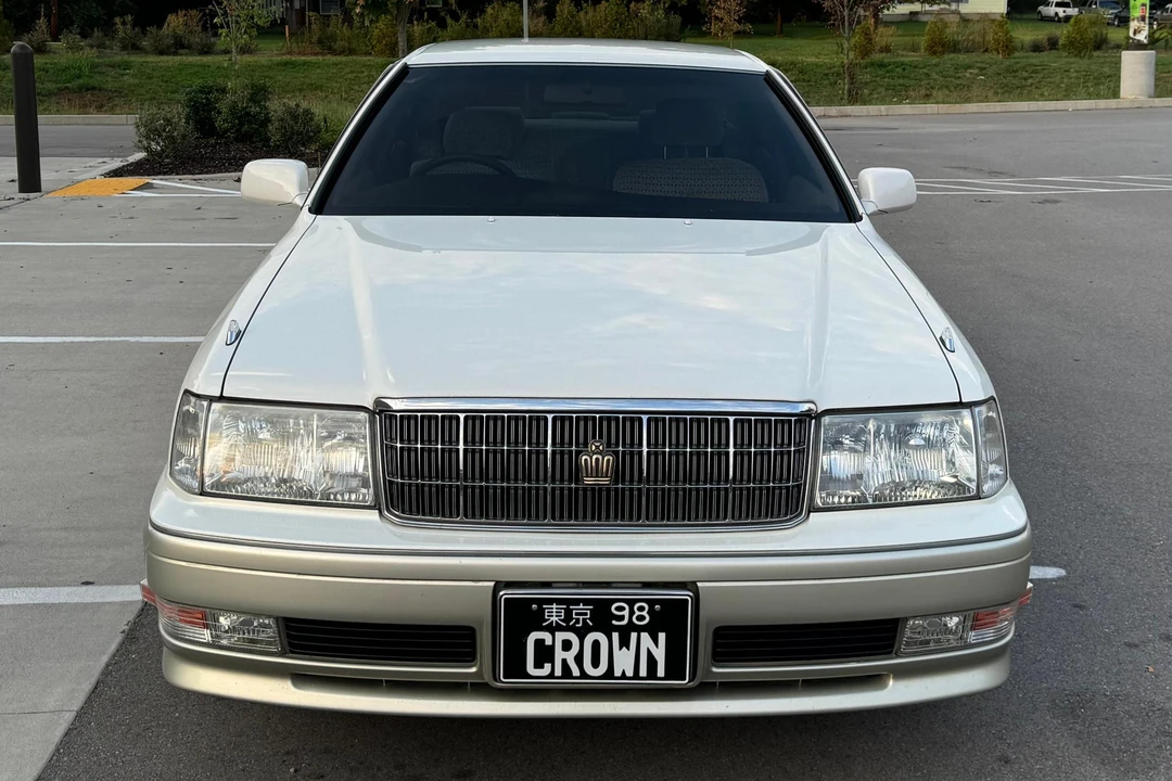 1998 Toyota Crown 10th Gen - Image 2 of 31
