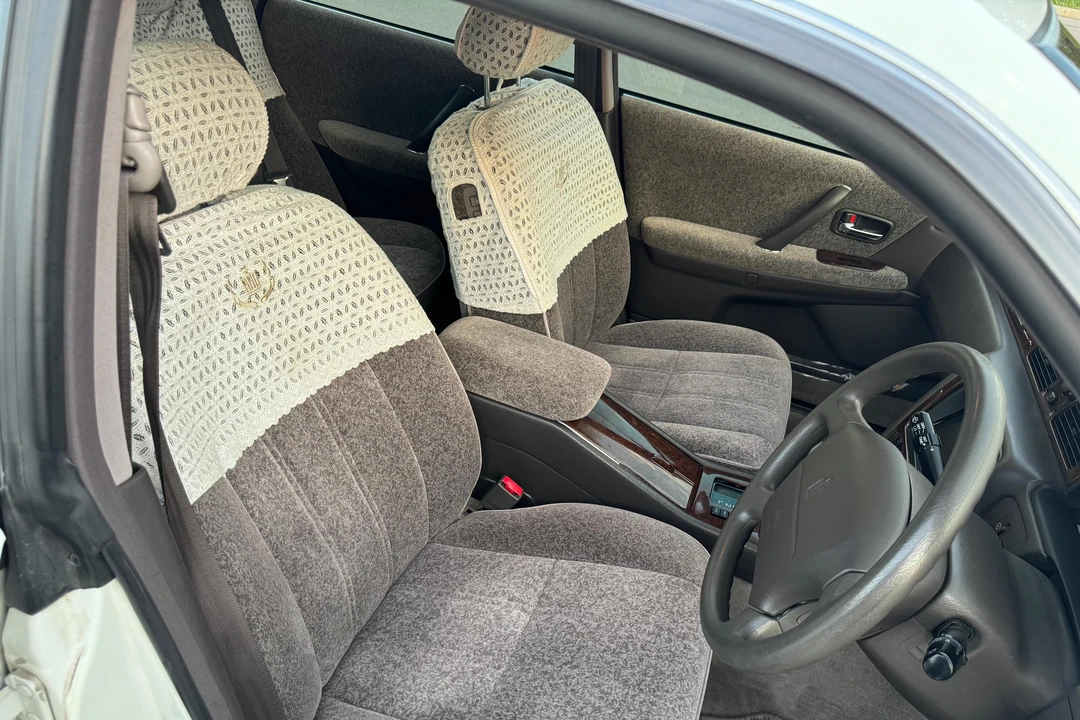1998 Toyota Crown 10th Gen - Image 22 of 31